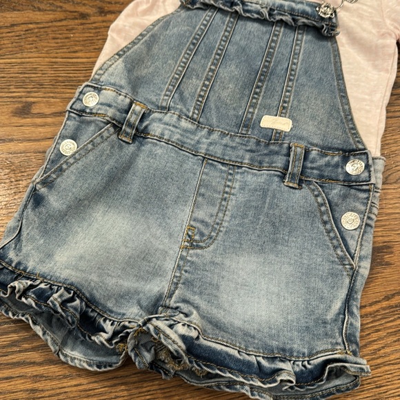7 for all mankind toddler girl shortalls with pink shirt - Picture 10 of 11